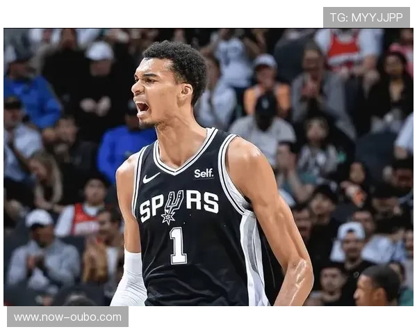 马刺防守漏洞百出 单节失40分创赛季新低