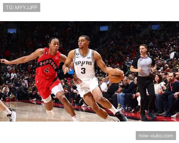 马刺替补火力联盟第二,约翰逊深度轮换保持48分钟进攻压力