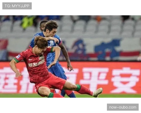 浙江主场战平申花延续不败 王钰栋成为球队进攻关键